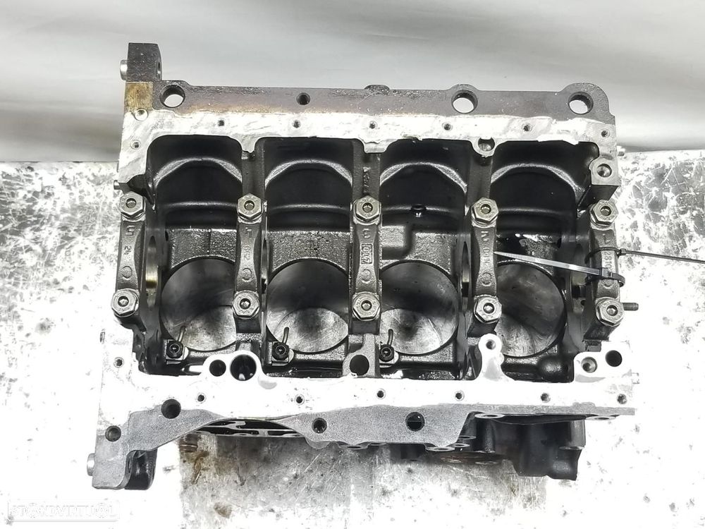 BLOCO DO MOTOR VOLKSWAGEN GOLF V 1K110.2003 - 1