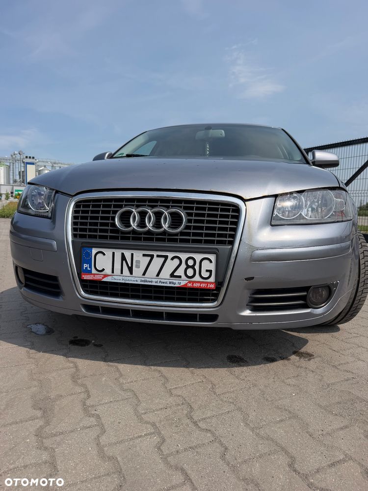 Audi A3 Sportback 1.6 FSI Ambiente - 8