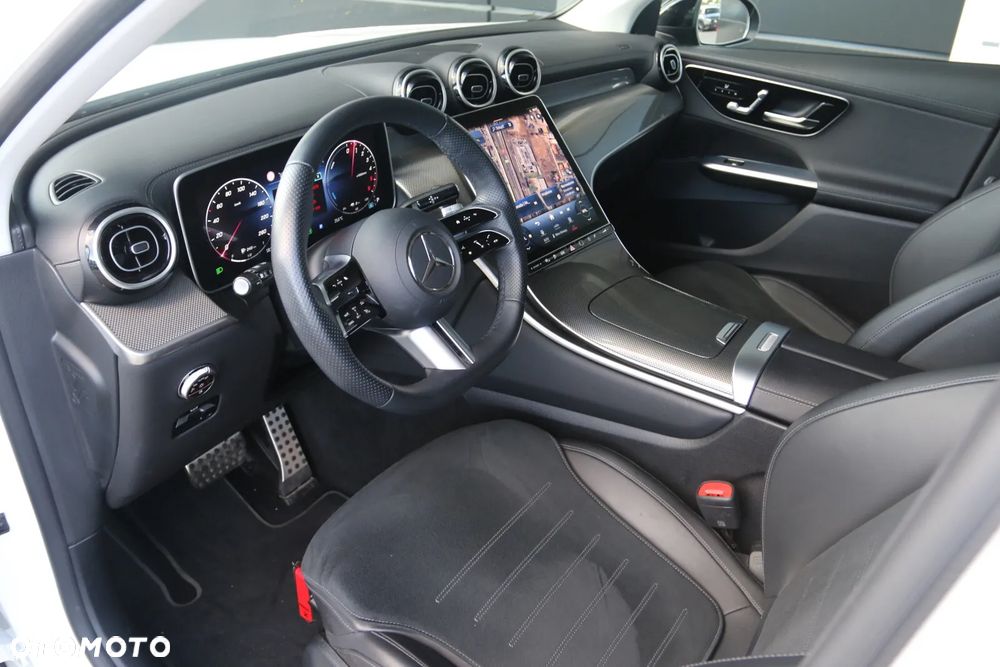 Mercedes-Benz GLC - 7