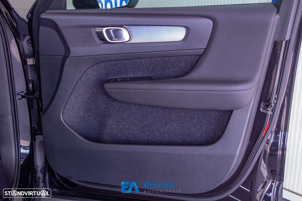 Volvo XC 40 - 31