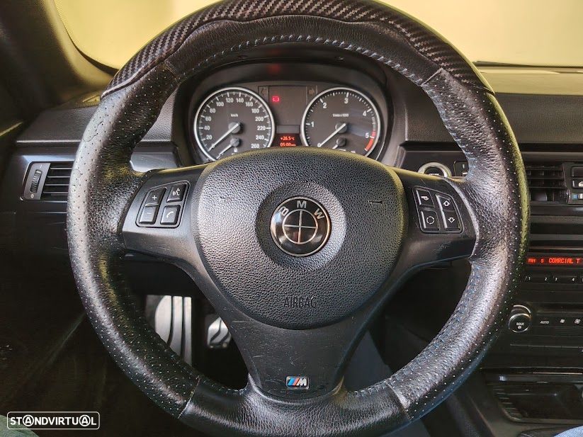 BMW 320 - 16