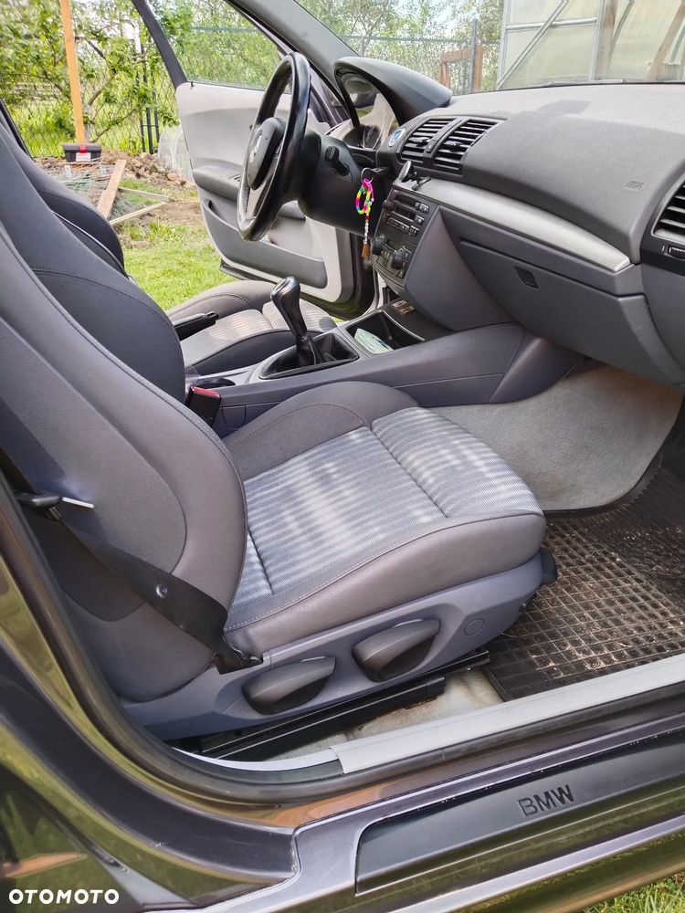 BMW Seria 1 - 12