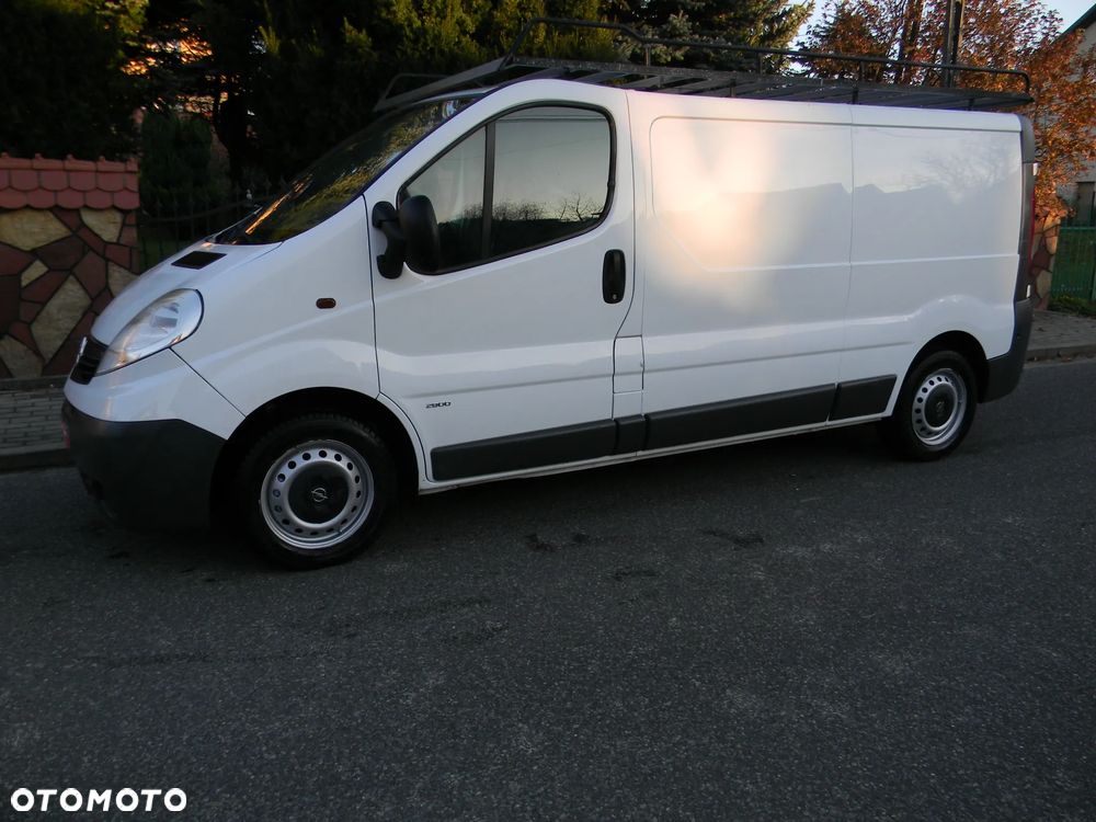 Opel Vivaro - 3