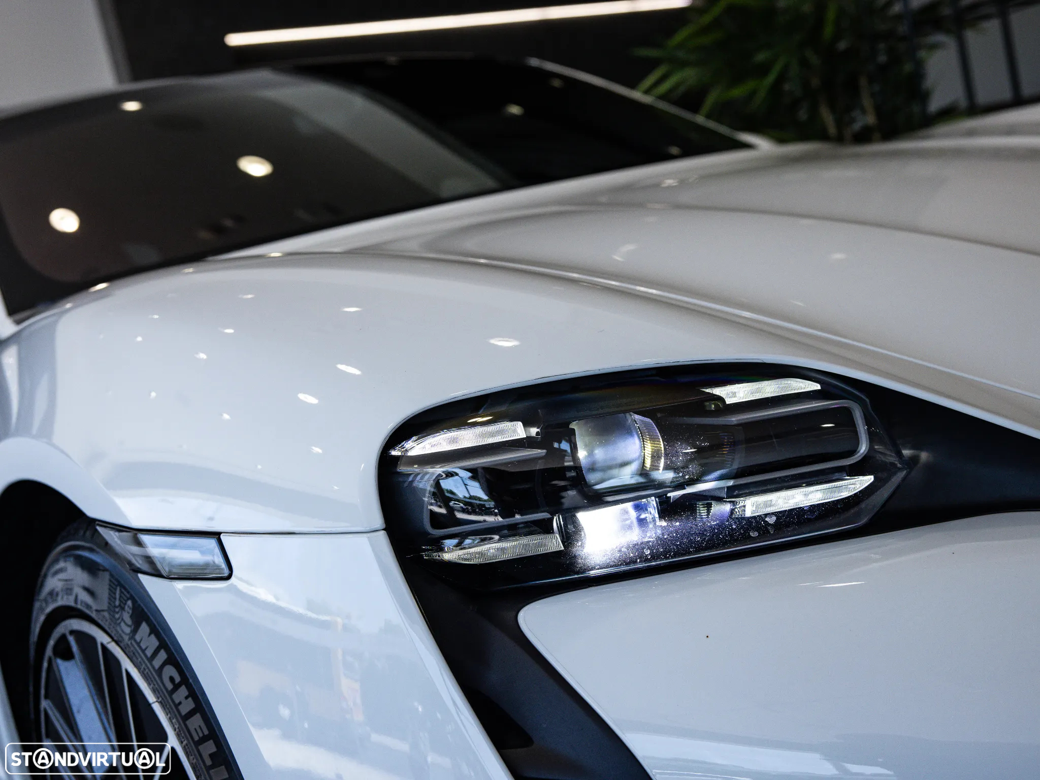 Porsche Taycan Sport Turismo Standard - 14