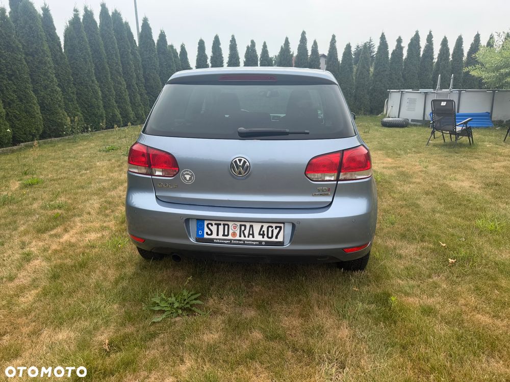 Volkswagen Golf 1.6 TDI DPF BlueMotion - 5