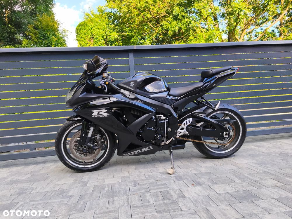 Suzuki GSX-R - 19