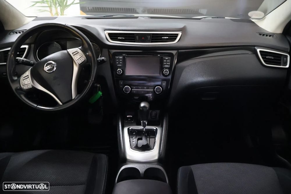 Nissan Qashqai - 11