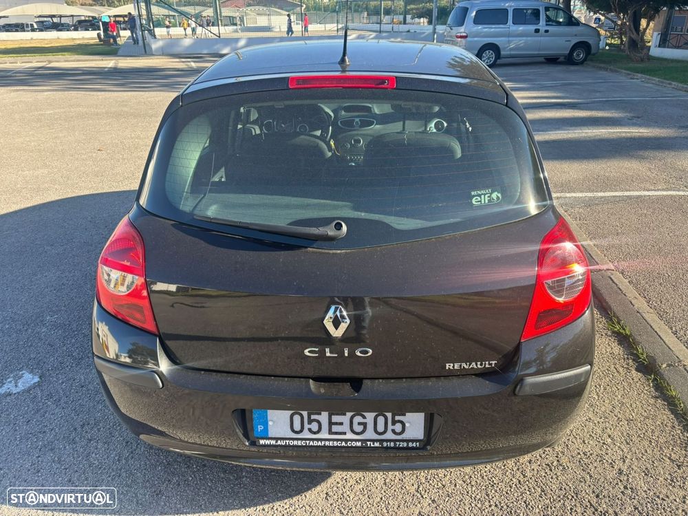 Renault Clio 1.5 dCi Confort - 10