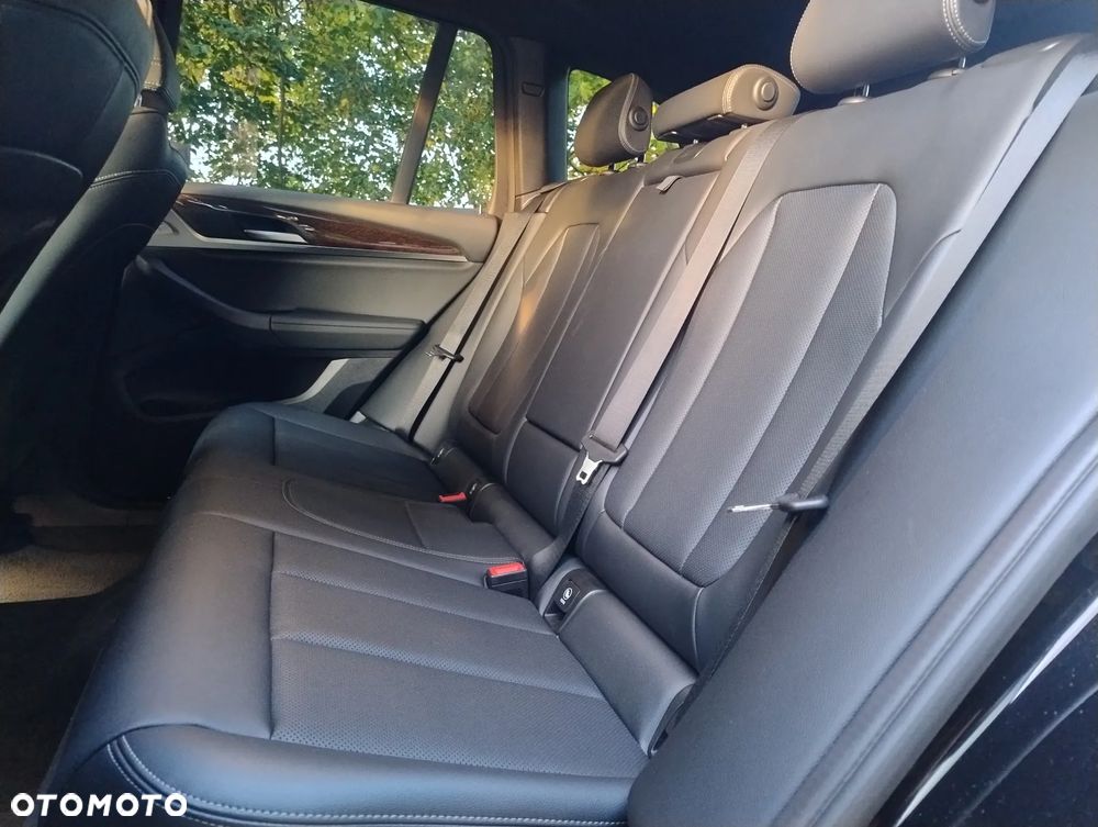 BMW X3 - 22