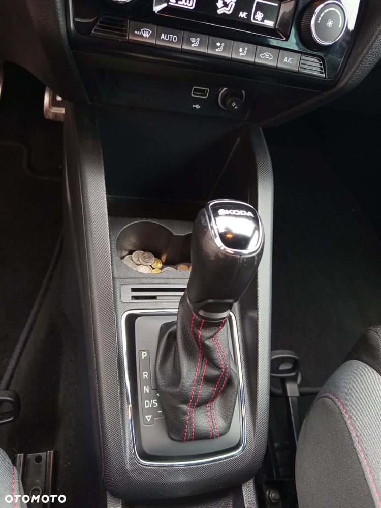 Skoda Fabia 1.0 TSI DSG Monte Carlo - 10