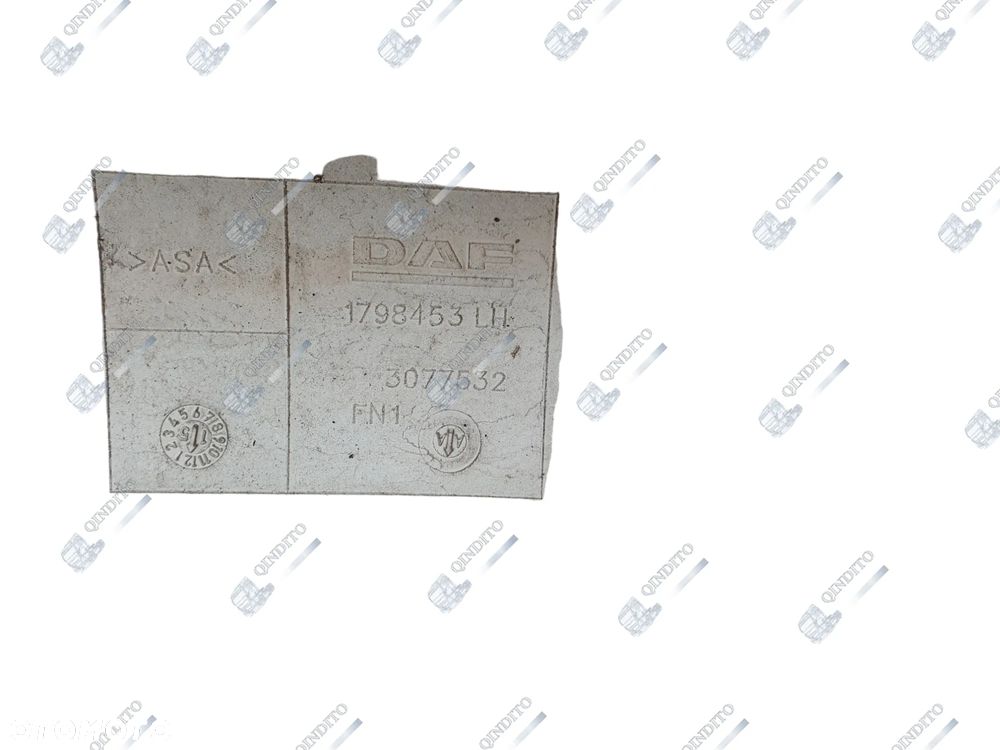 OKULAR POSZYCIE LAMPY  DAF XF 106 LEWY - 3