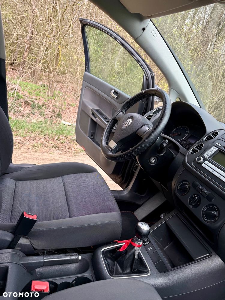 Volkswagen Golf Plus 1.6 FSI Comfortline - 12