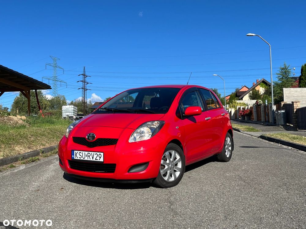 Toyota Yaris 1.33 Luna - 1