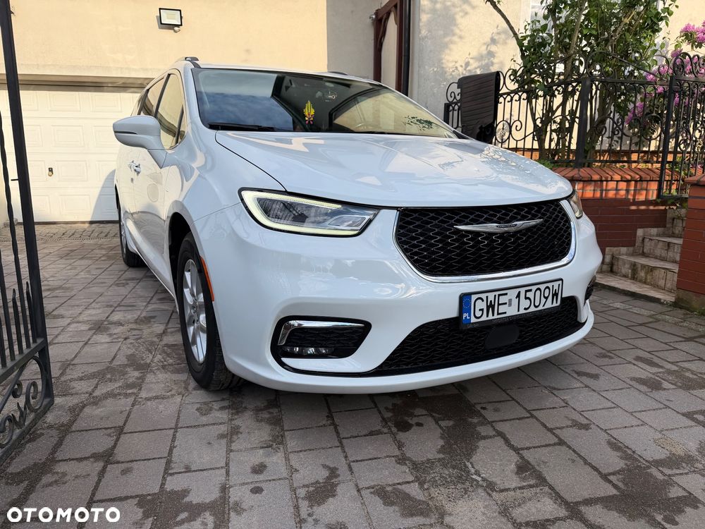 Chrysler Pacifica - 13
