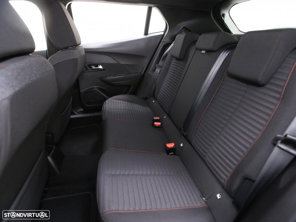 Peugeot 2008 1.2 PureTech Active - 11