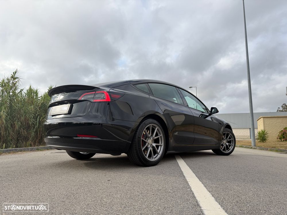 Tesla Model 3 Tração Traseira - 3