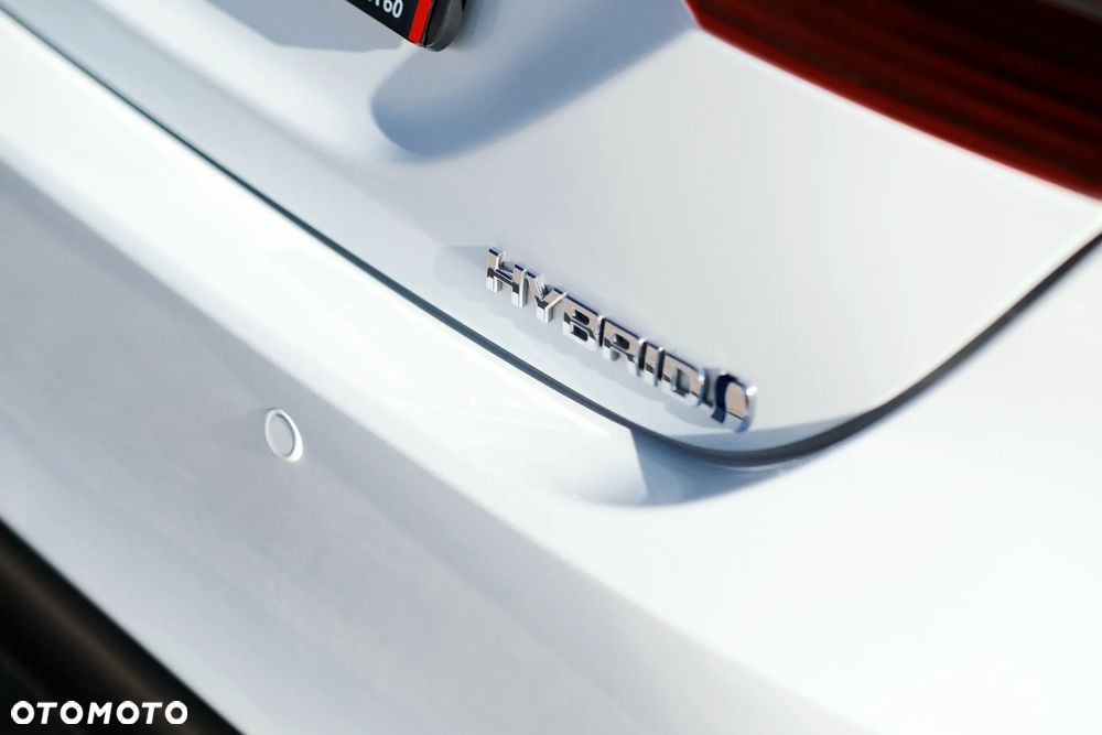 Toyota Camry 2.5 Hybrid Executive CVT - 9