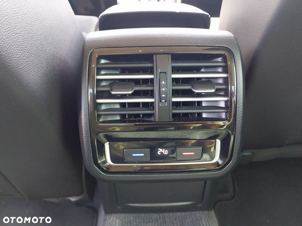 Volkswagen Passat 2.0 TDI BMT Highline DSG - 13