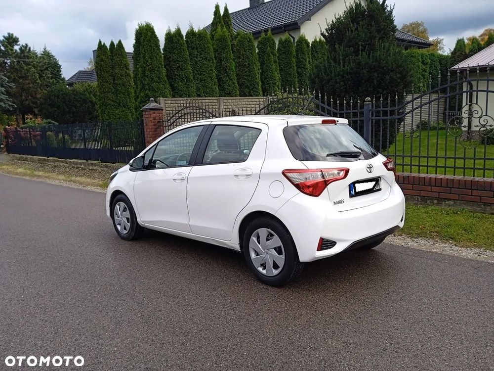 Toyota Yaris 1.5 Premium - 28