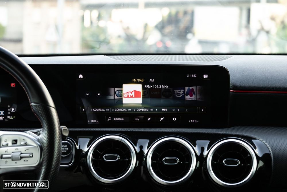 Mercedes-Benz A 250 e AMG Line - 30
