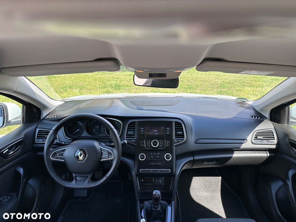 Renault Megane ENERGY TCe 100 LIFE - 5