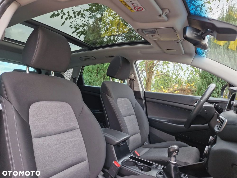 Hyundai Tucson 1.6 CRDi Comfort 2WD - 23