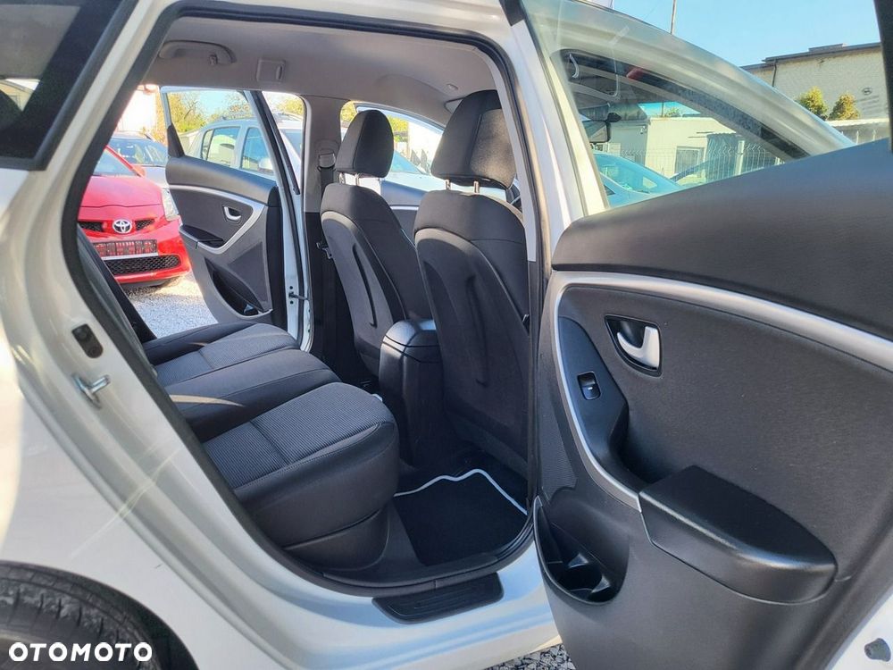 Hyundai i30 - 22
