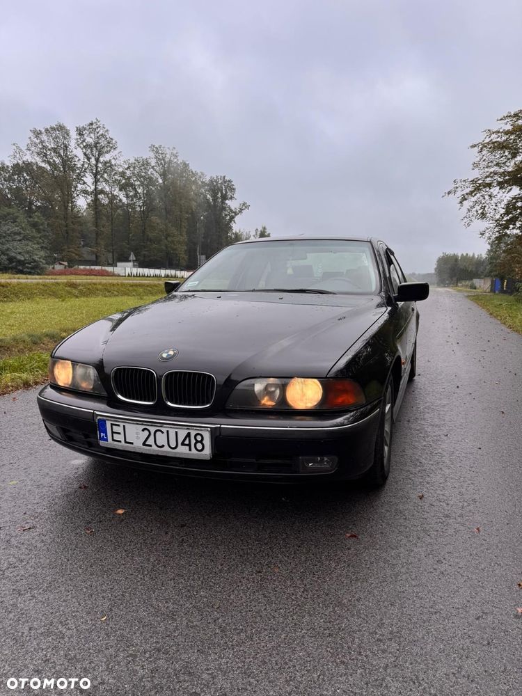 BMW Seria 5 520i - 1