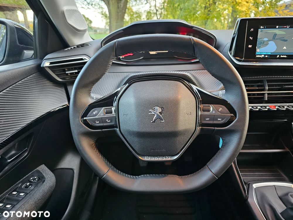 Peugeot 208 - 7