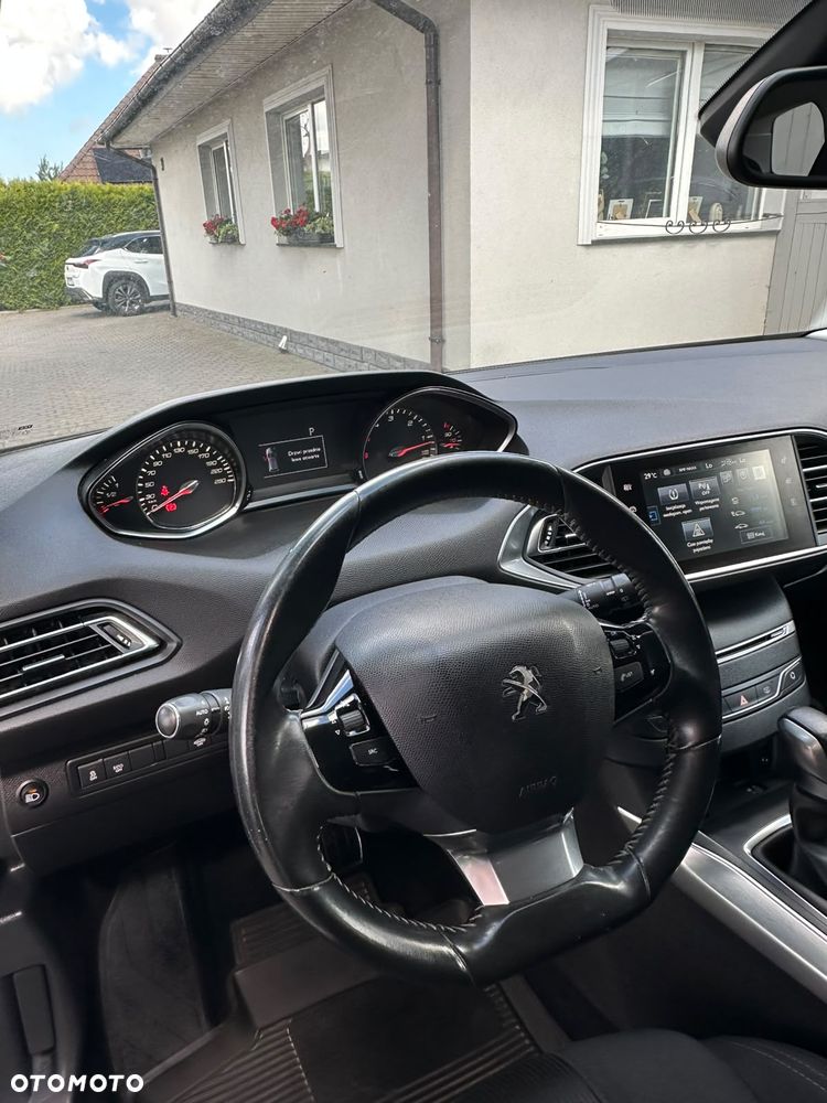 Peugeot 308 BlueHDi 150 Automatik Stop & Start Allure - 15