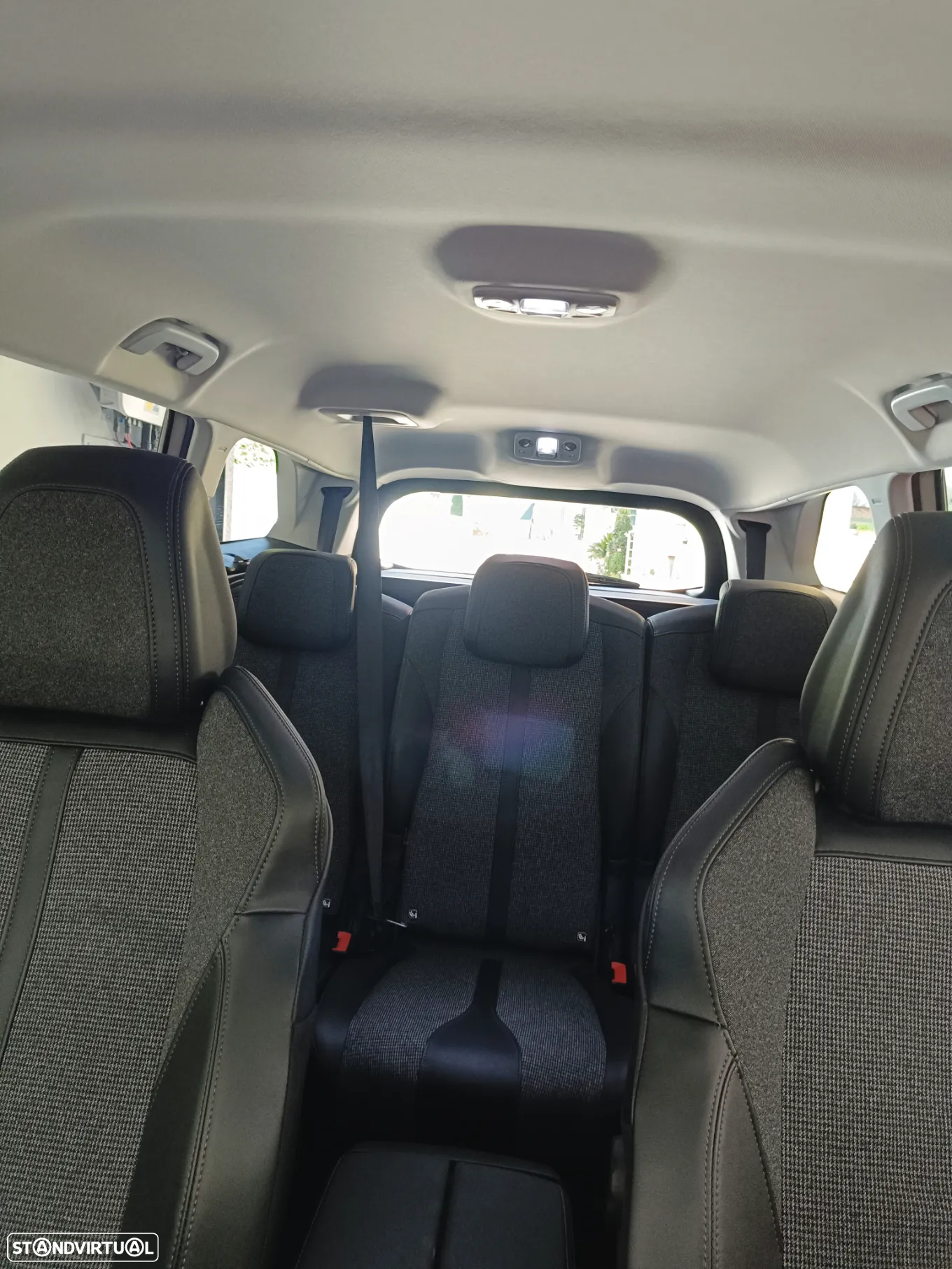 Peugeot 5008 1.5 BlueHDi Allure EAT8 - 18