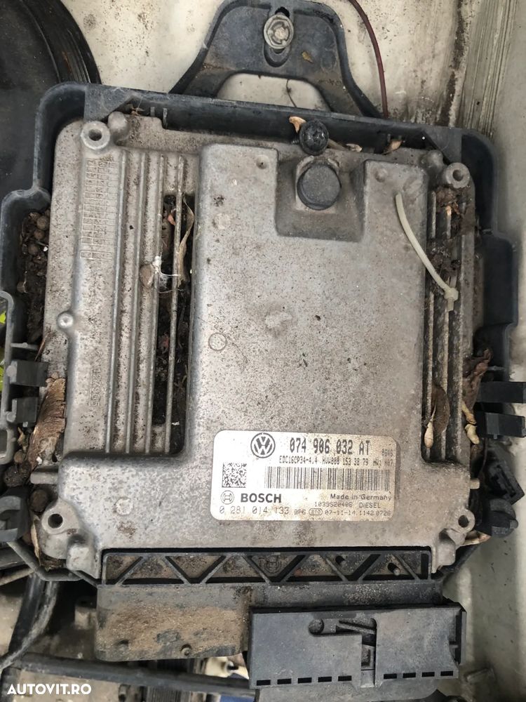 Calculator ECU motor VW Volkswagen Crafter 2,5 TDI 2008 - 1