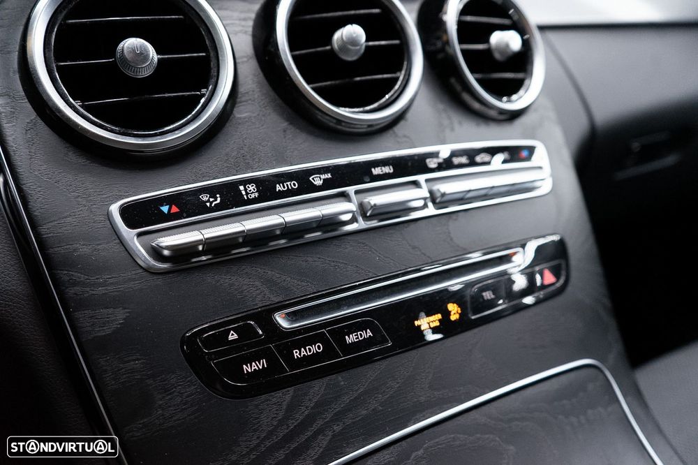 Mercedes-Benz C 200 d Station 9G-TRONIC AMG Line - 34