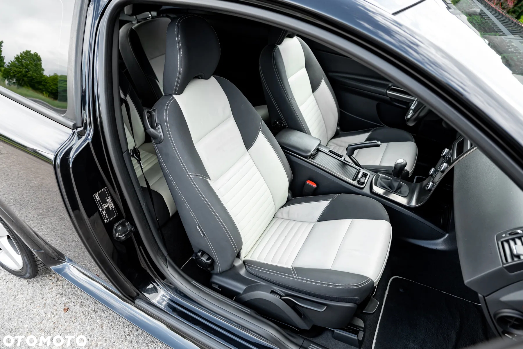 Volvo C30 2.0D R-Design - 22