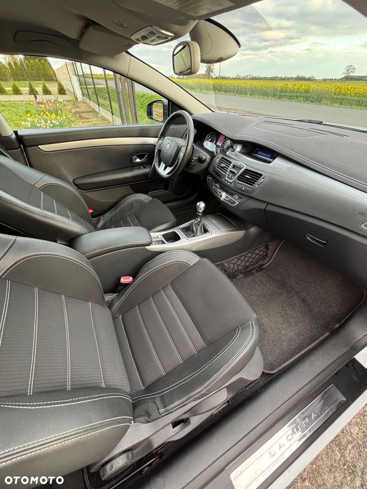 Renault Laguna dCi 150 FAP - 14