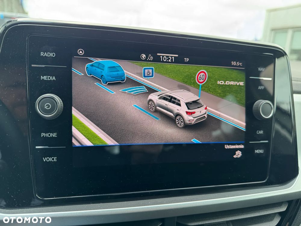 Volkswagen T-Roc 1.5 TSI Life Plus DSG - 28