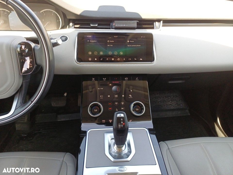 Land Rover Range Rover Evoque - 15