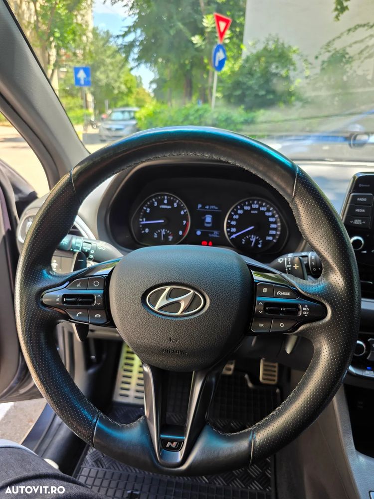 Hyundai i30 1.4 T-GDi 140CP 5DR 7DCT Exclusive - 10