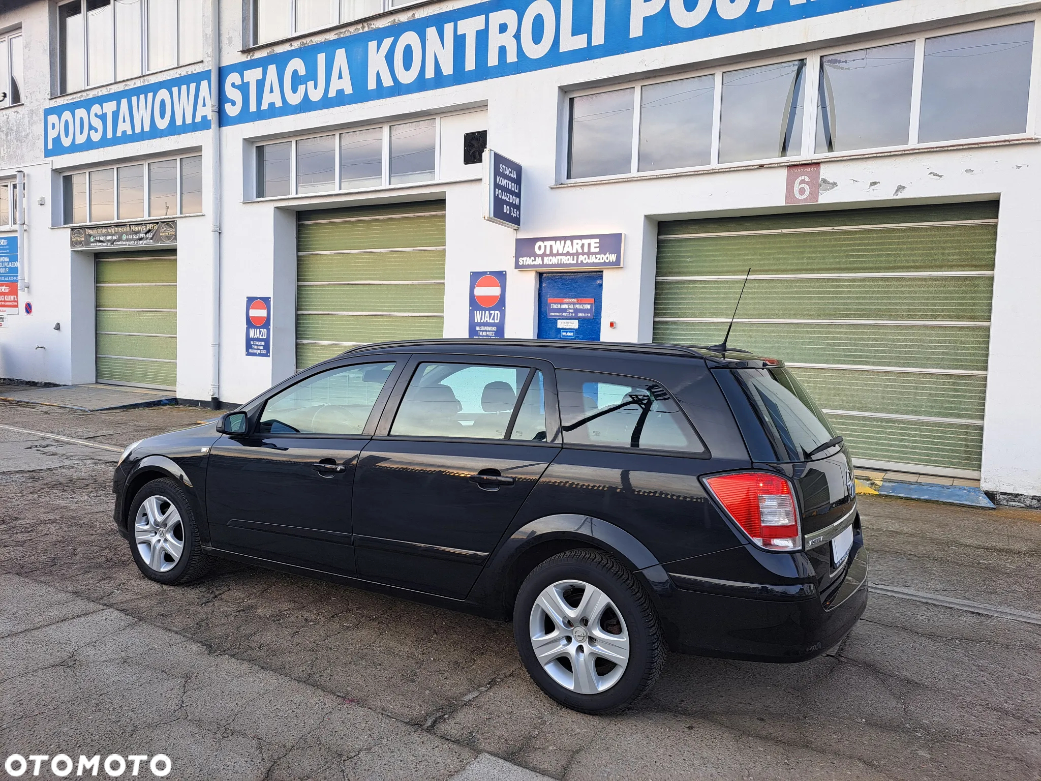 Opel Astra 1.6 Caravan NAVI - 2