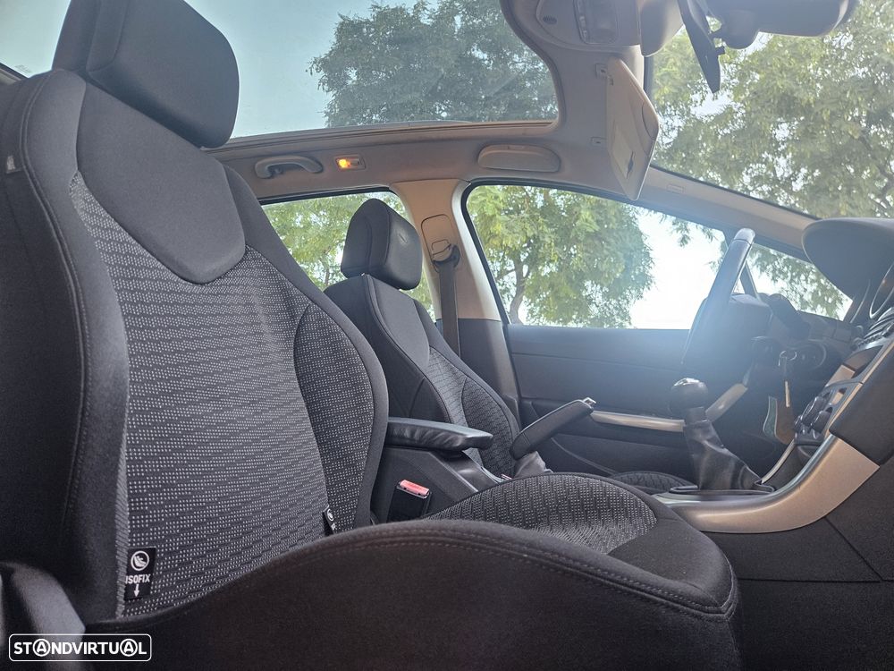 Peugeot 308 SW - 22