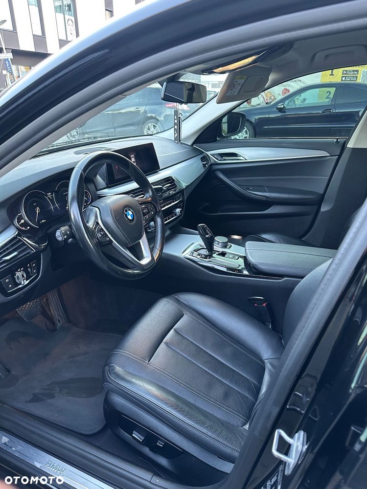 BMW Seria 5 520d Luxury Line sport - 19