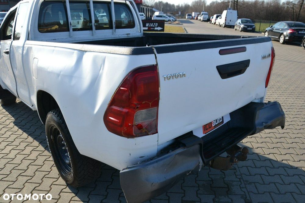Toyota Hilux - 17