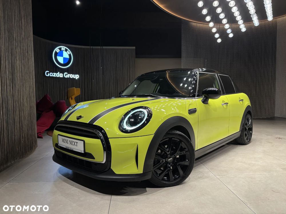 MINI Cooper Standard - 1