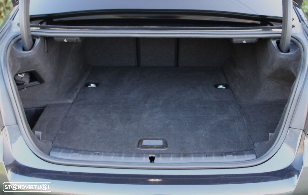 BMW 530 e Pack 50 anos M - 14