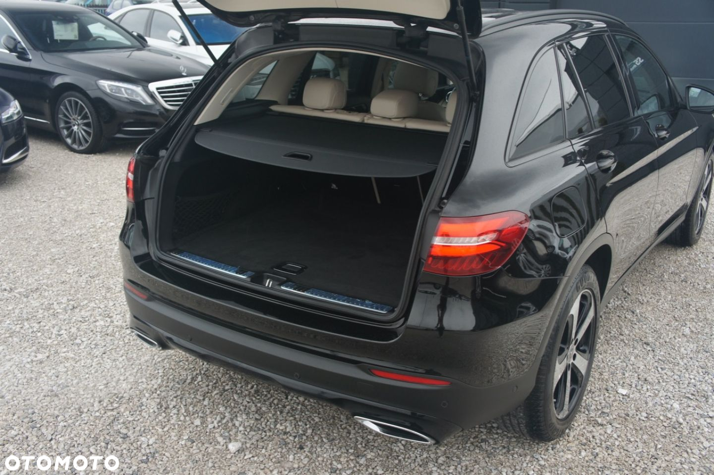 Mercedes-Benz GLC - 26
