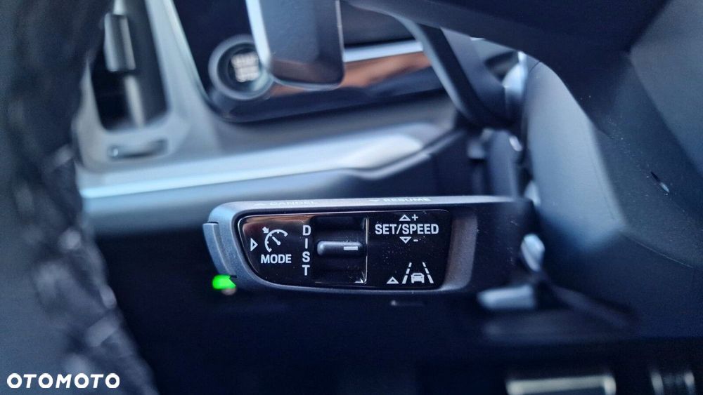 Porsche Cayenne - 25