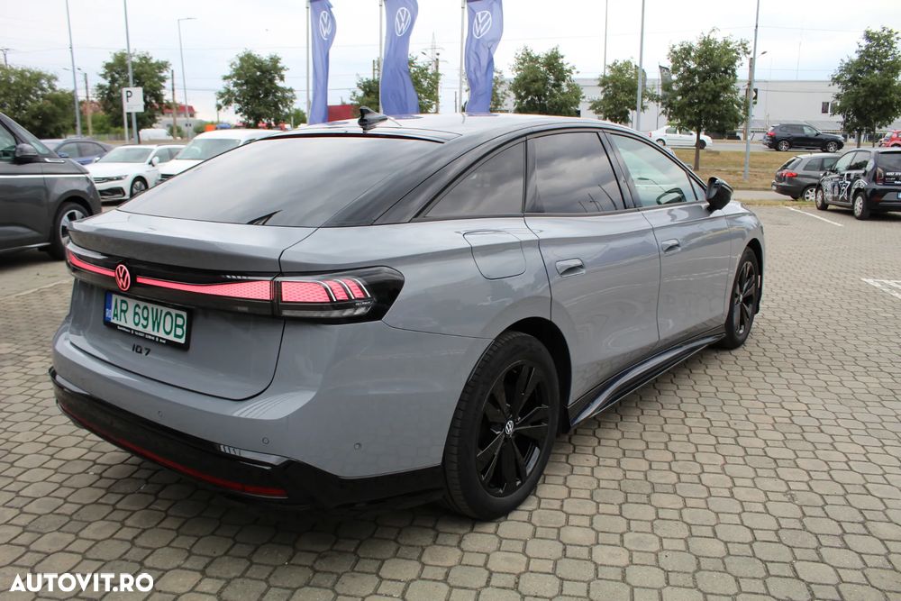 Volkswagen ID.7 86 kWh Pro S - 2