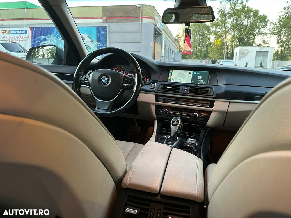 BMW Seria 5 525d xDrive Touring - 17