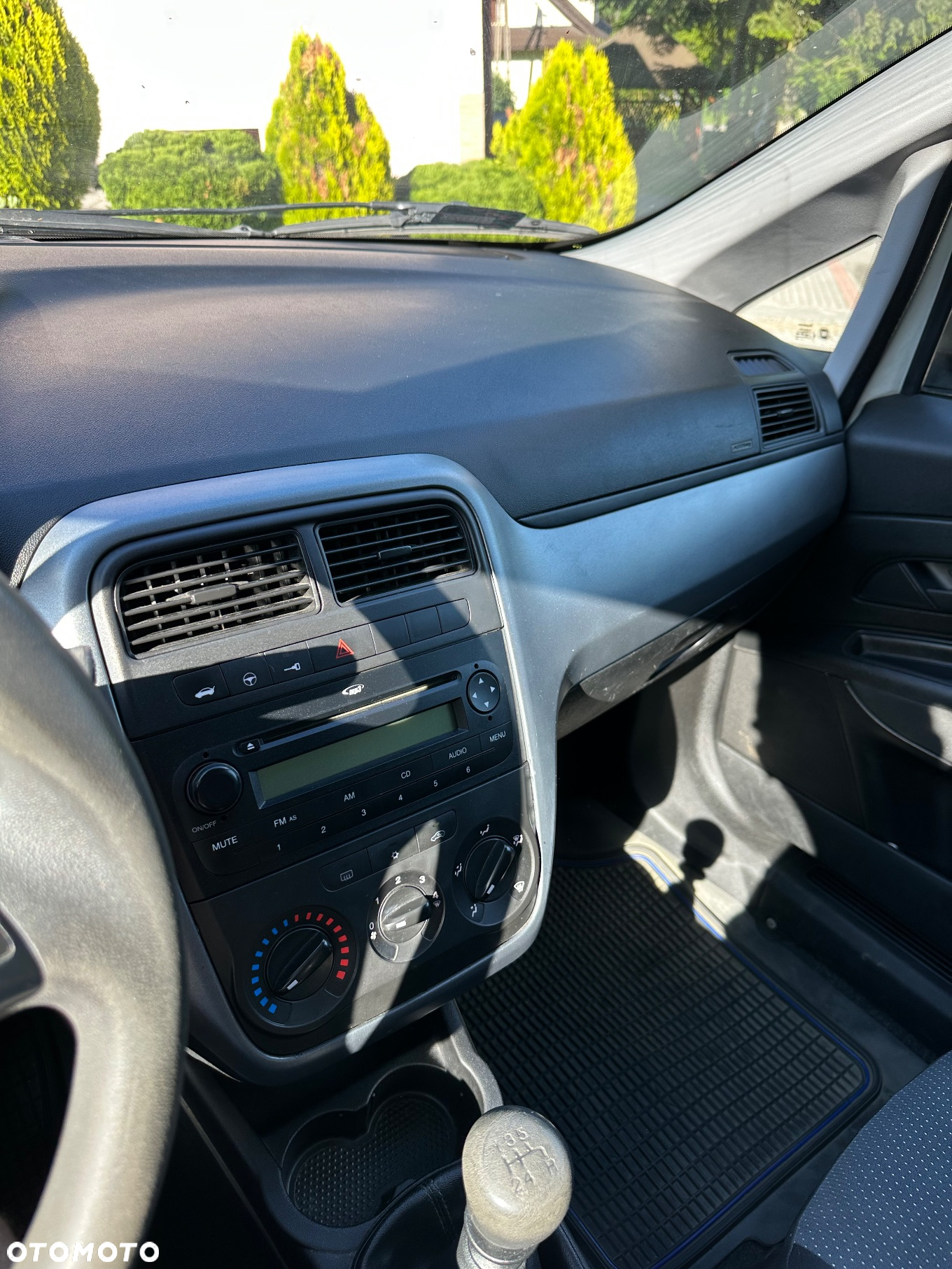 Fiat Grande Punto - 9