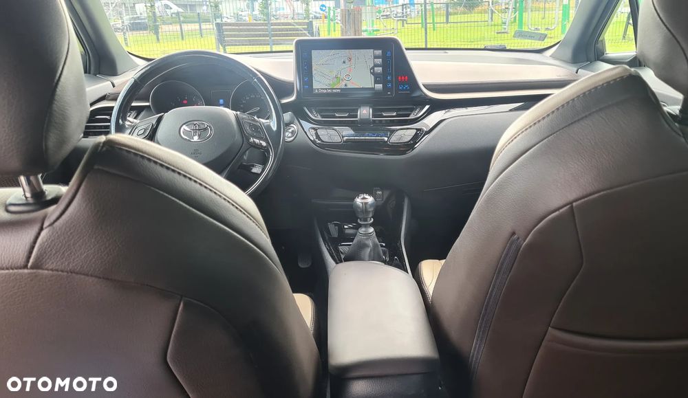 Toyota C-HR 1.2 T Premium - 32
